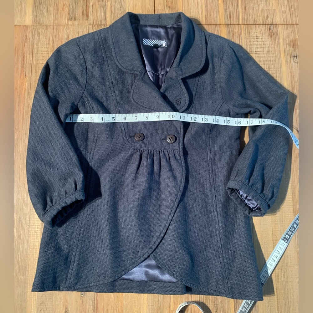 Women’s Volcom Blazer 3/4 sleeve size S